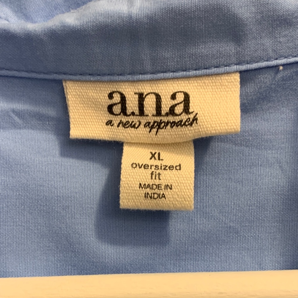 a.n.a Women's Light Blue Button Down Shirt - Picture 3 of 4